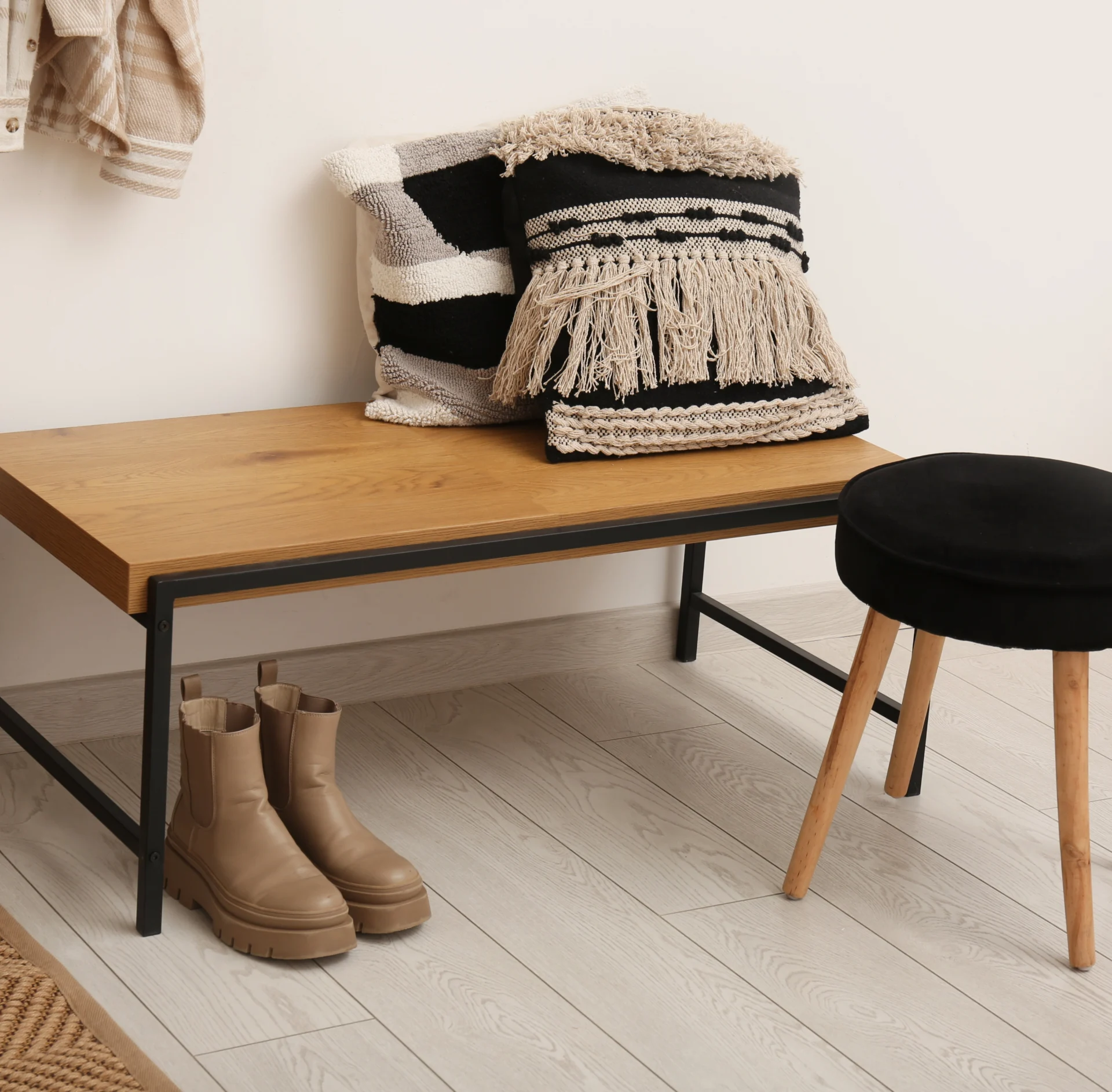 525fd82d162dbe0d6e606e1e02fad2f833aa21e1 | Floor Dimensions